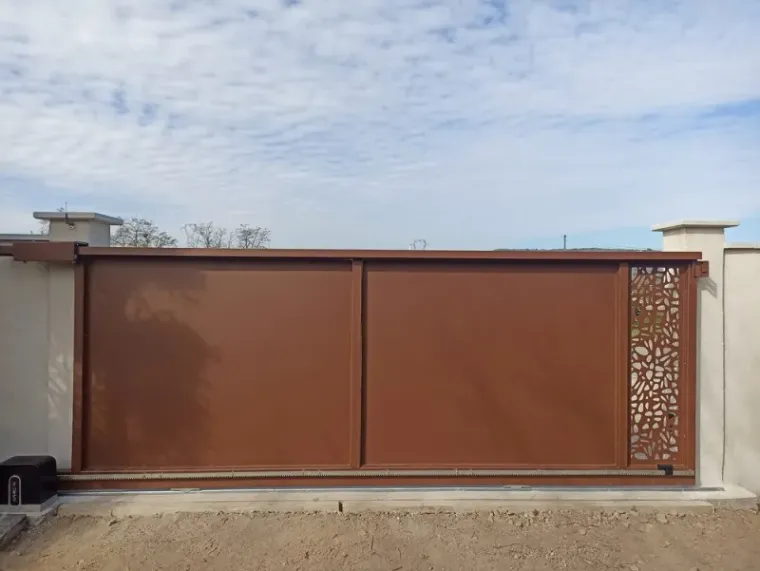 Installation d'un portail d'immeuble à Valence, Saint-Marcel-lès-Valence, Métallerie Serrurerie Luc Martin